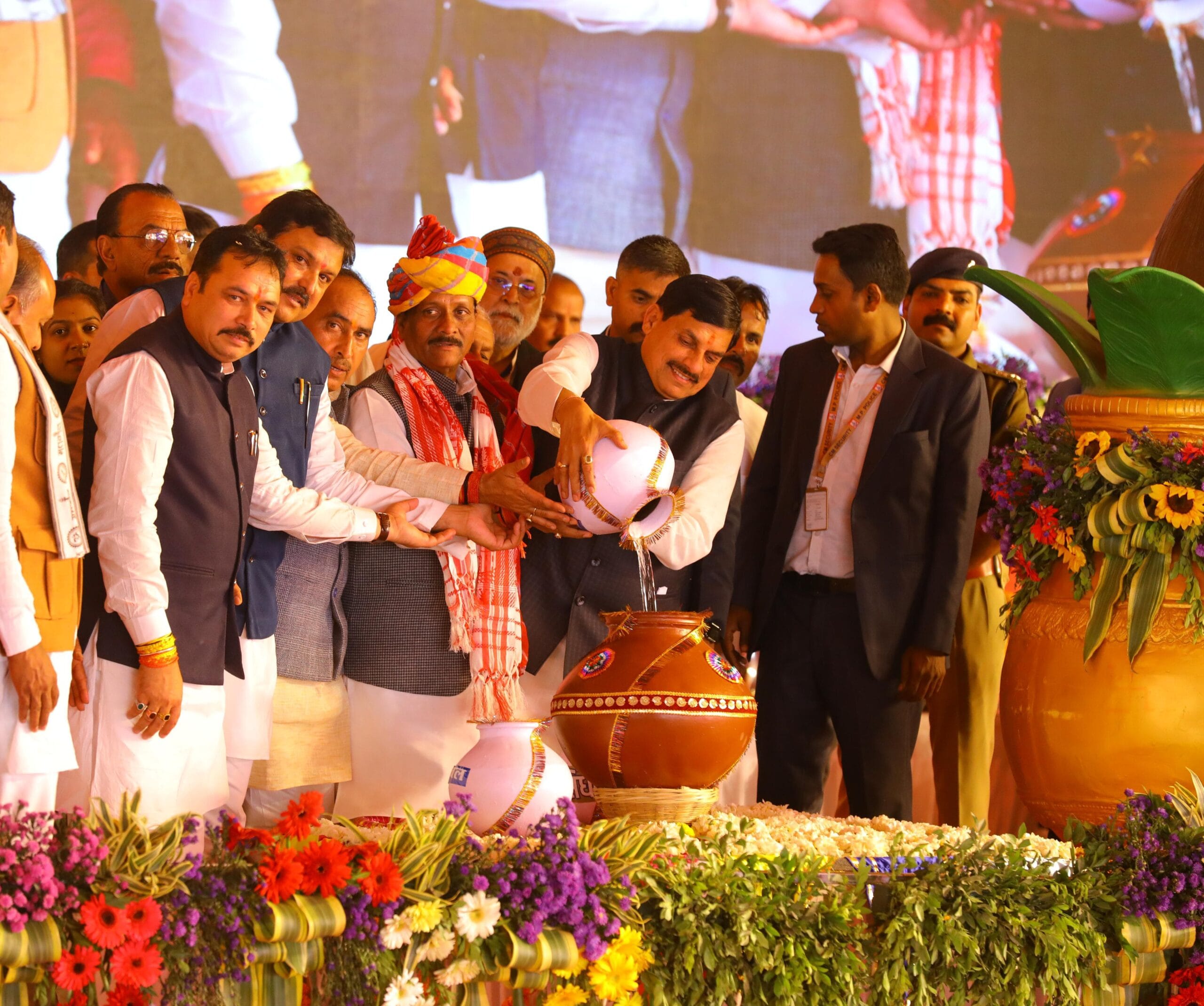 मध्यप्रदेश के मुख्यमंत्री डॉ.मोहन यादव&hellip;