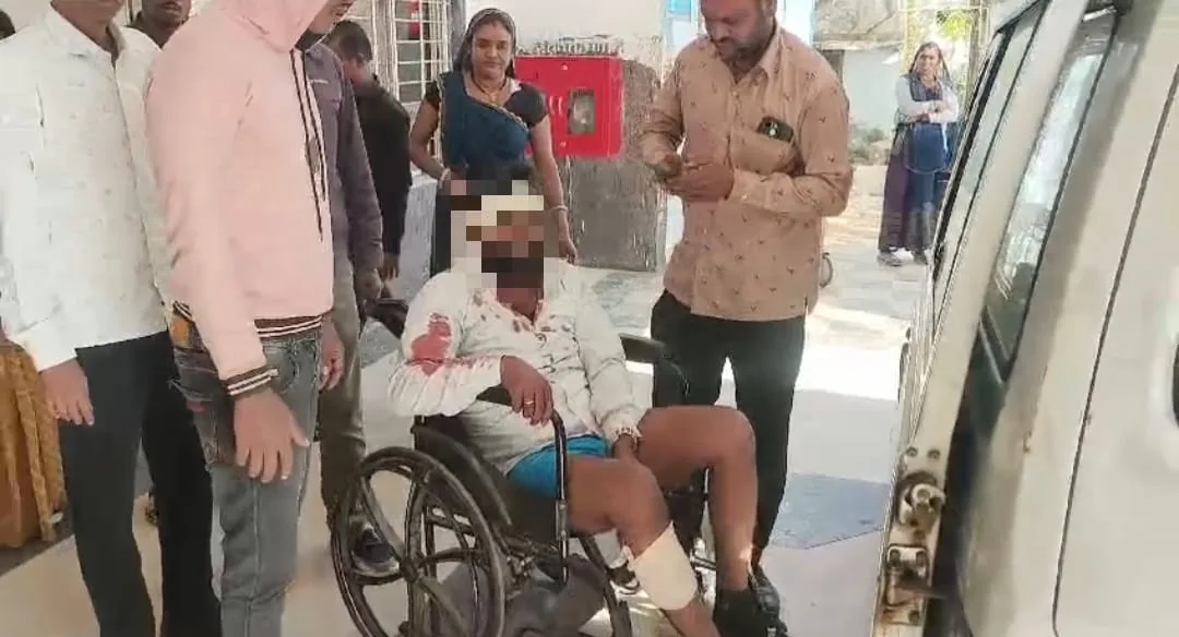 सोनकच्छ सब्जी मंडी में हुई भयानक मार पीट।