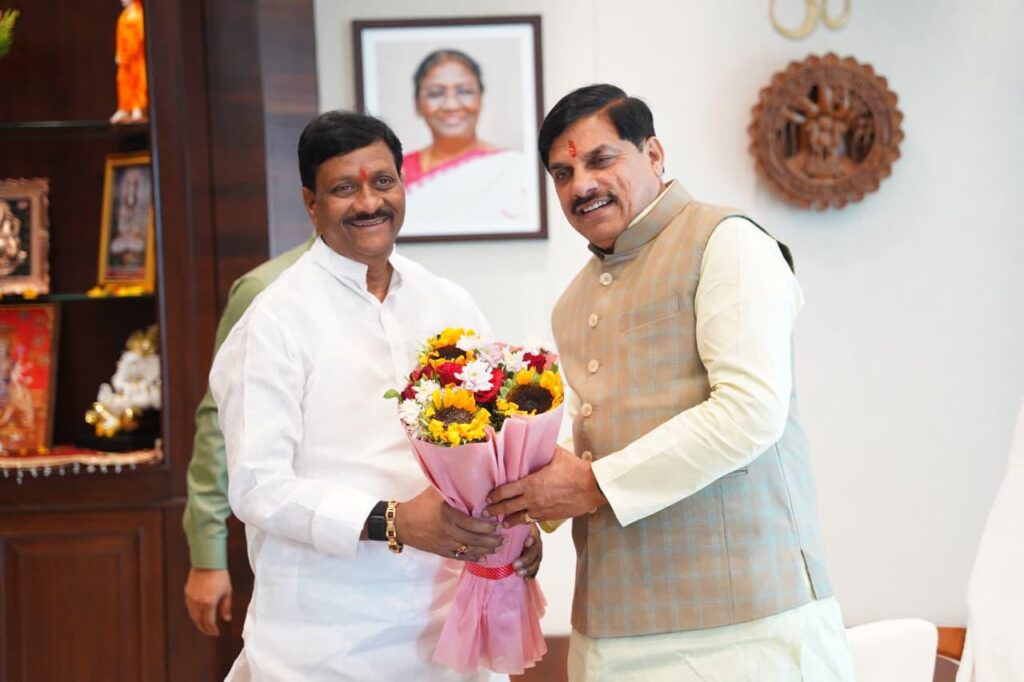 सोनकच्छ विकास कार्य मुलाकात