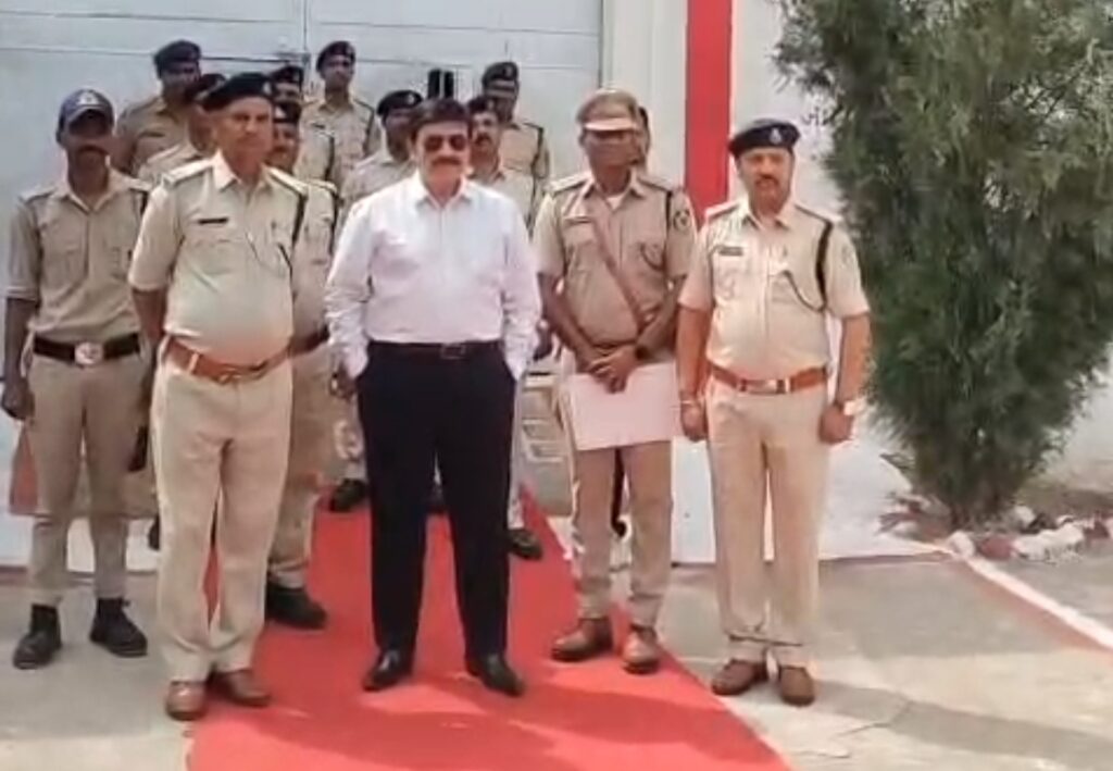 सोनकच्छ सब जेल निरीक्षण